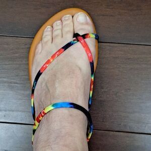 She&In. Thong sandals 